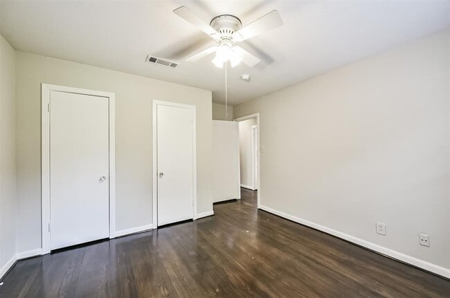 Building Photo - 4924 Palmetto St