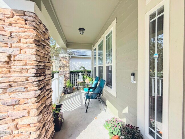 Building Photo - 7045 Rosabella Cir