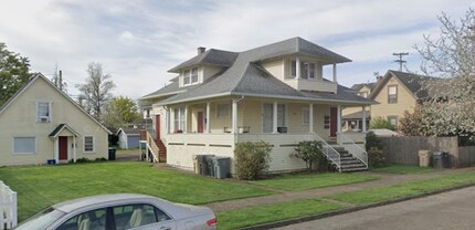 Building Photo - 620 SW 4th Ave