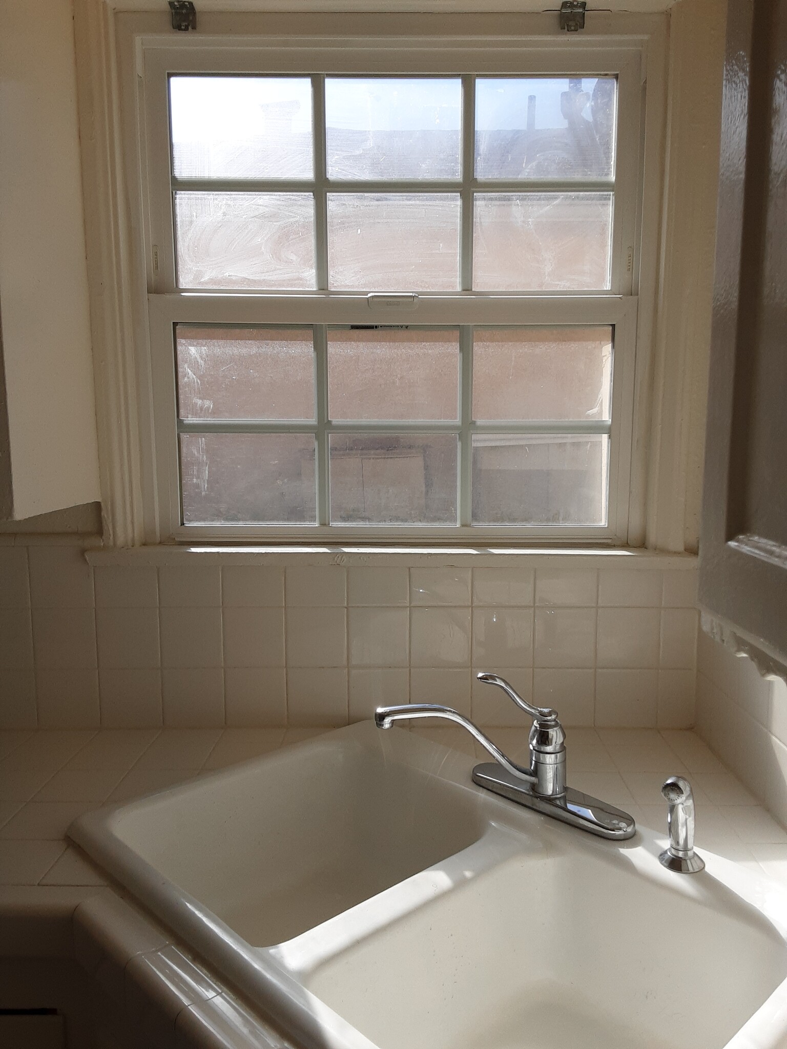 Kitchen - 10857 Jefferson Blvd