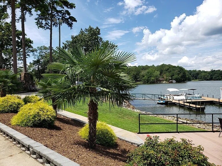 Building Photo - 92 Topsail Ct