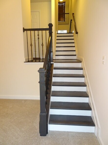 Building Photo - 225 Mill Crossing Ct