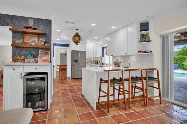 Building Photo - 15280 SW 72nd Ave