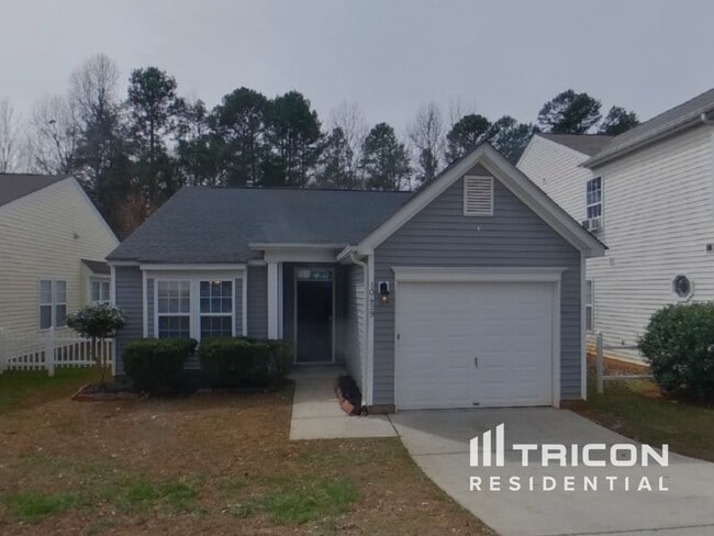 Primary Photo - 10429 Hugue Way