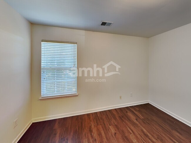 Building Photo - 4996 Amethyst Dr