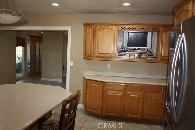 Building Photo - 16540 Wagon Wheel Dr