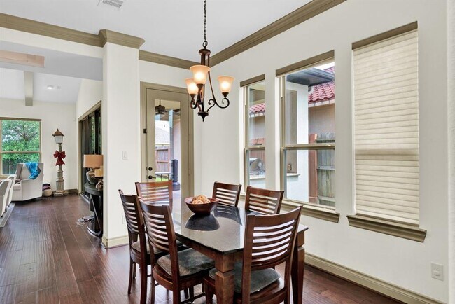 Building Photo - 26006 Carolina Cherry Ct