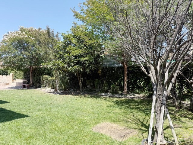 Building Photo - 12647 Burbank Rd
