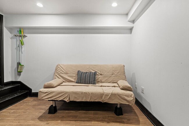 Building Photo - Comfort in Motion: Adams Morgan Apartment