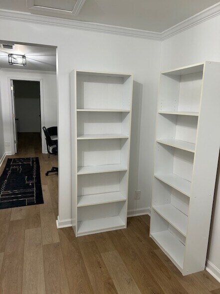 Building Photo - 4906 Wade Valley Way