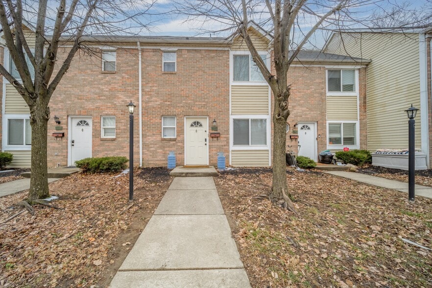 Building Photo - 1364 S Talbott St