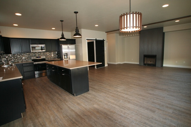 Building Photo - Leeward Court