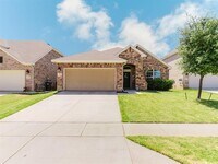 Building Photo - 1904 Highlander Ct