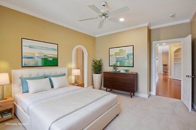 Building Photo - 2 Wilmington Ct