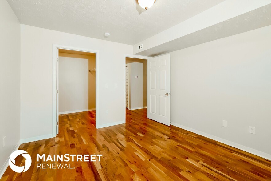 Building Photo - 1339 S 28th St