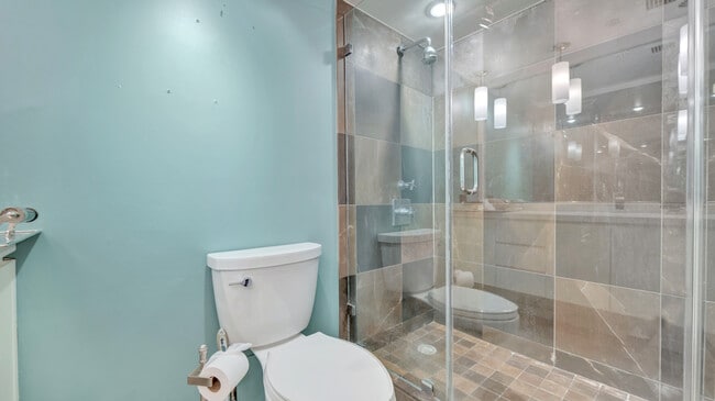 Building Photo - 701 Pennsylvania Ave NW