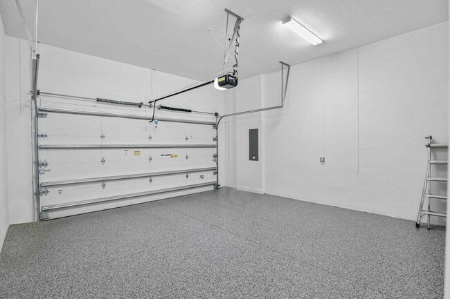 Building Photo - 13378 Artisan Cir