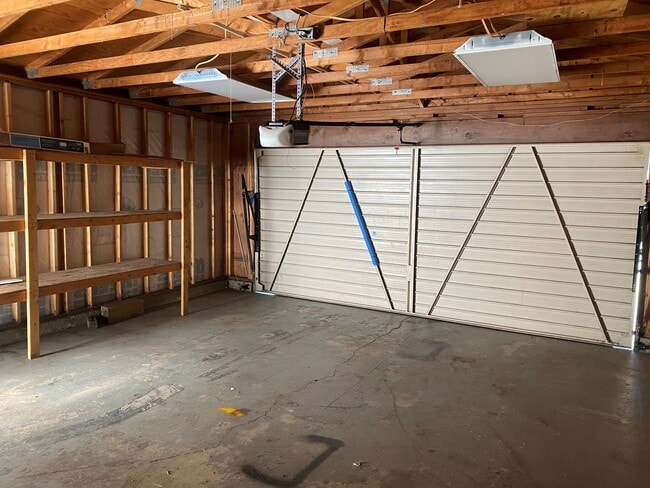 Building Photo - 1155 Beltline Rd