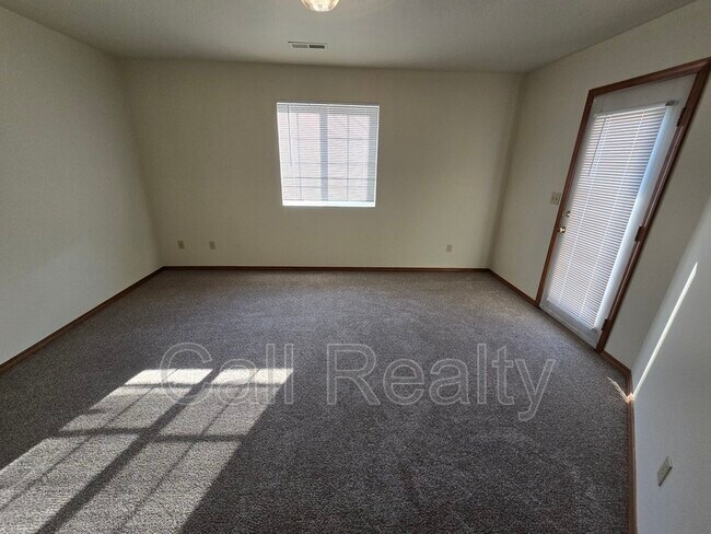 Building Photo - 5116 S Smith Ct