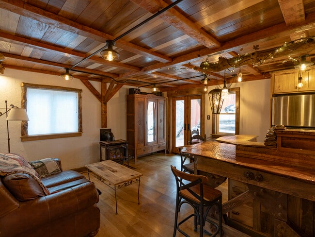 Building Photo - 32794 Scola Ln