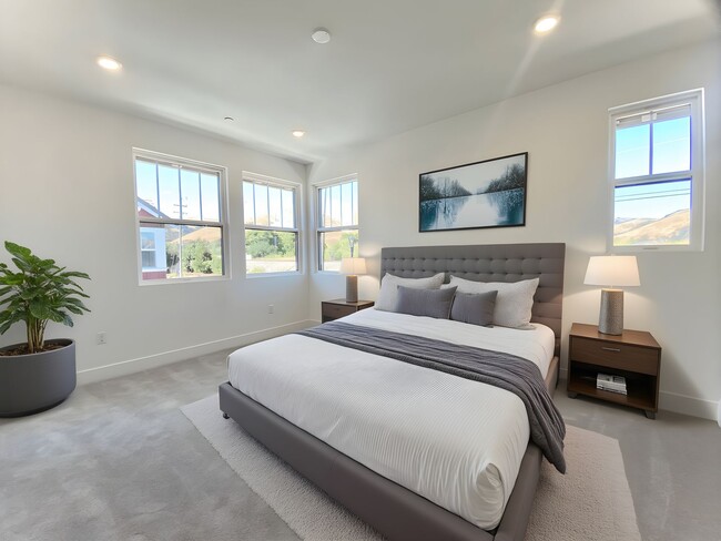 Building Photo - Gorgeous Townhome in Fremont's Niles Neigh...