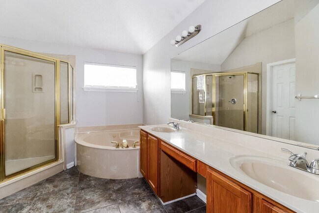 Building Photo - 5591 Autumn Valley Dr