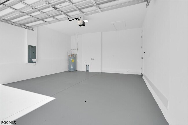 Building Photo - 111 Harry Ave S