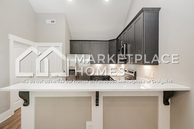Building Photo - 163 Arbor Lp