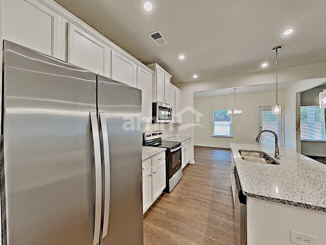 Building Photo - 504 Woodall Rd