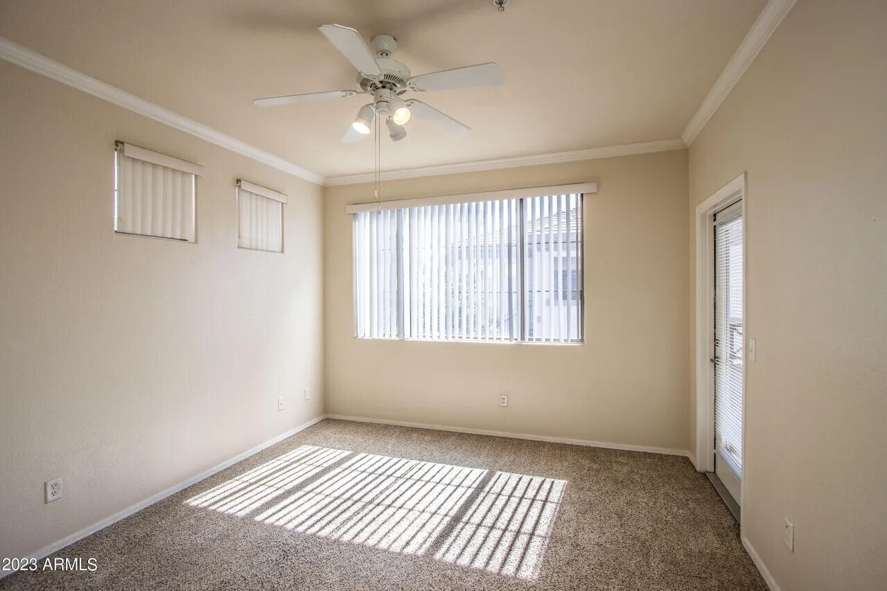 Building Photo - 1941 S Pierpont Dr