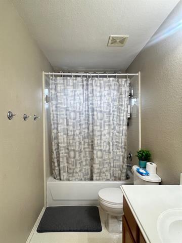 Building Photo - 5909 Vineyard Ln