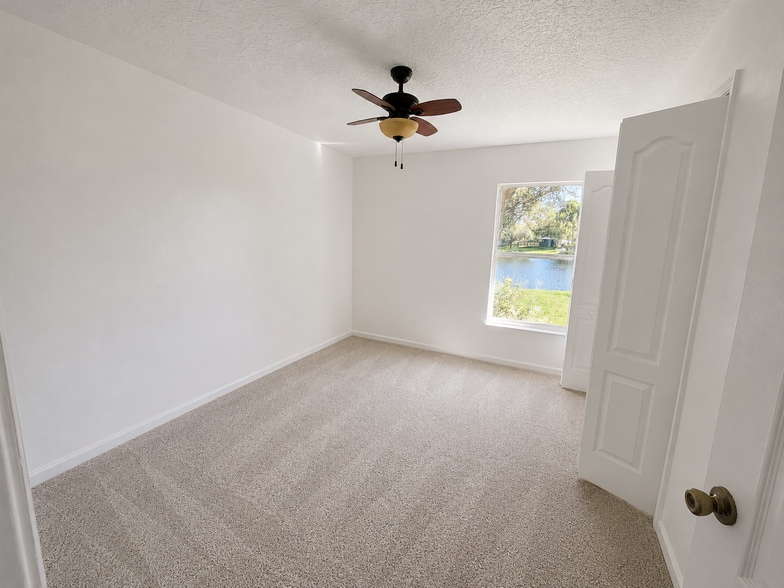 Building Photo - 1785 Curlew Ct