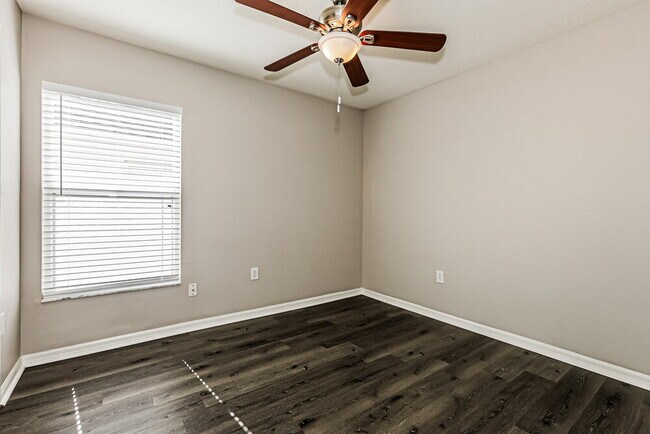 Building Photo - 30801 Tremont Dr