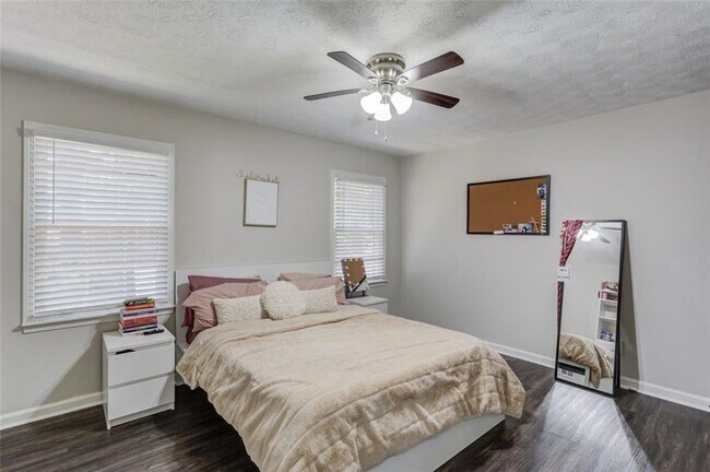 Building Photo - 3152 Westbrook Trace SW