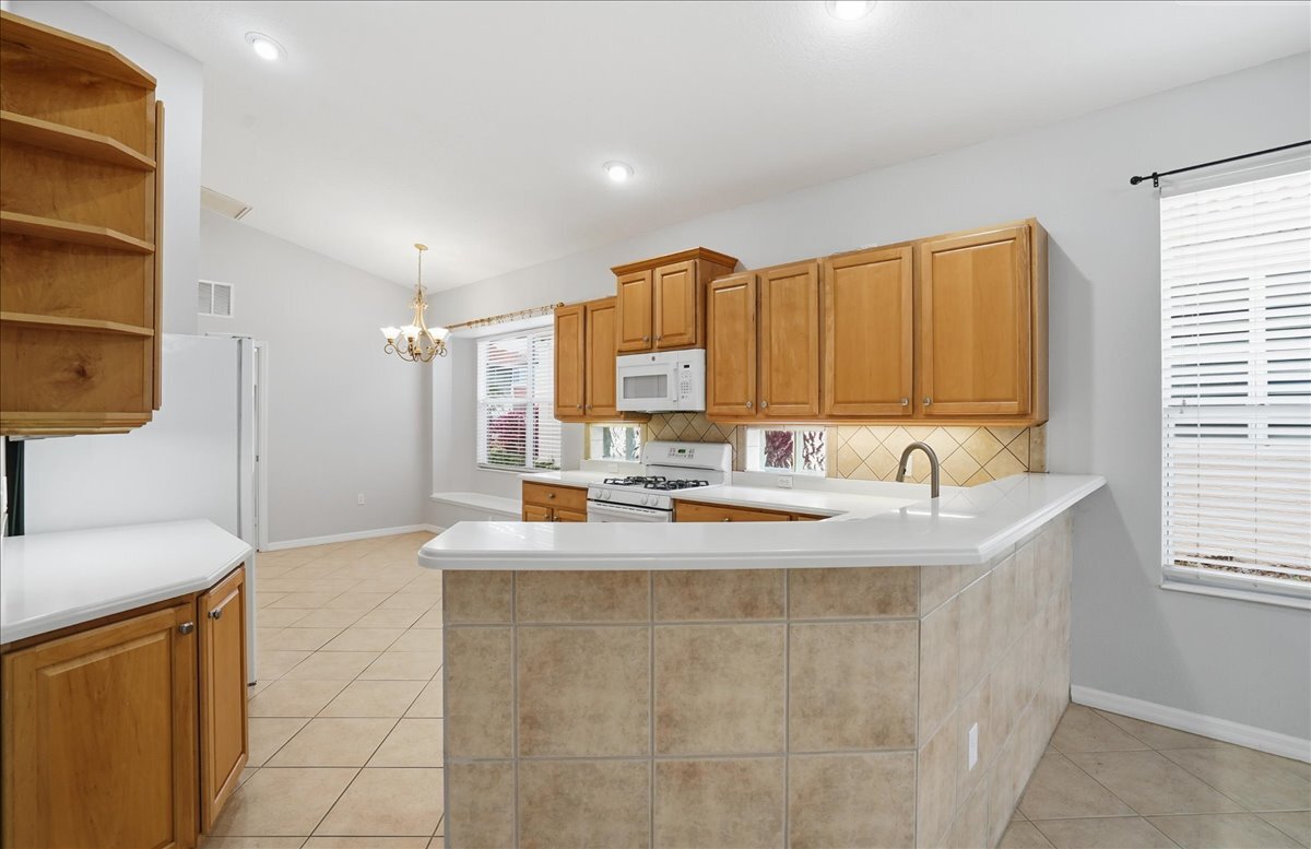 Building Photo - 6055 Wingspan Way