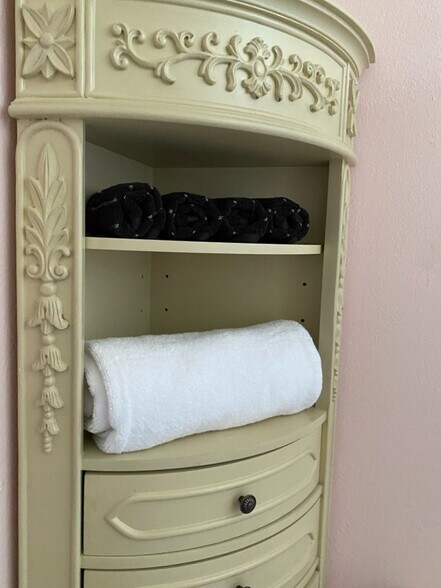 Bathroom Cabinet - 2005 Fogarty Ave