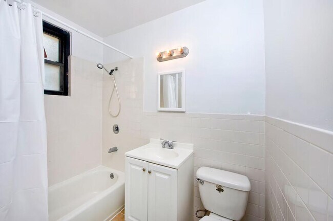 Building Photo - 1789 1st Ave