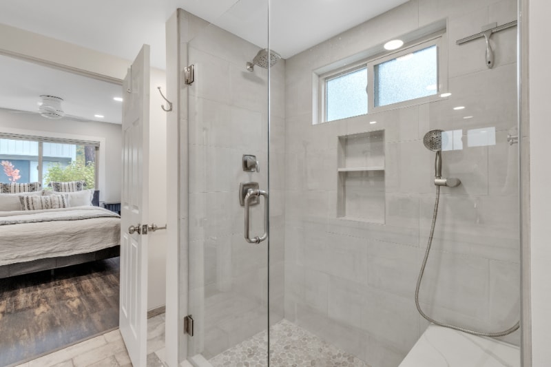 Building Photo - 989 Tahoe Blvd