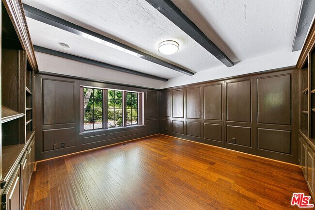 Building Photo - 29528 Harvester Rd