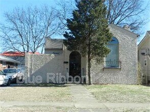 Building Photo - 2806 E 5th Ave