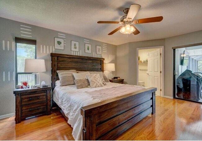 Building Photo - 3203 Stoneybrook Ln