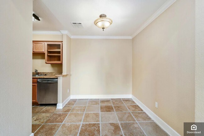 Building Photo - 298 Eastridge Dr