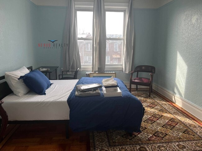 Building Photo - 33-19 69th St