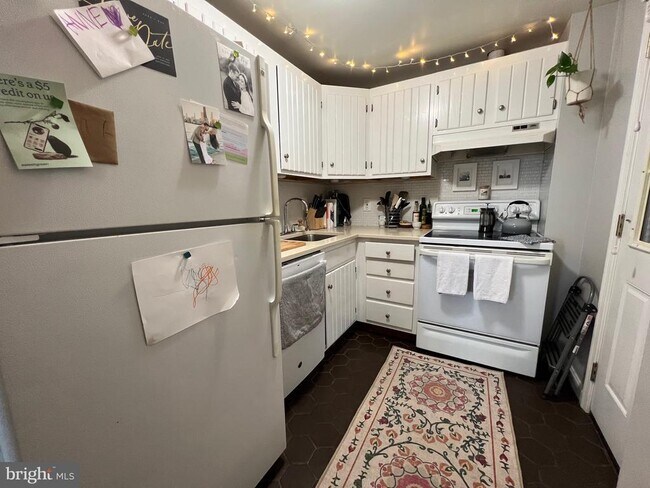 Building Photo - 1830 California St NW