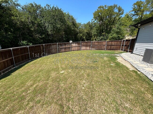 Building Photo - 2117 River E Ln.