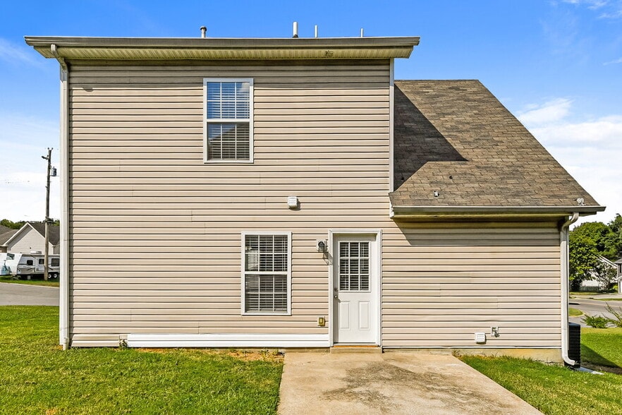 Building Photo - 1103 Phelissa Dr