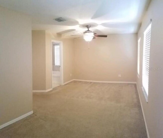 Building Photo - 2841 Girvan Dr