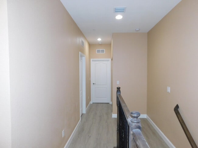 Building Photo - 9626 SW Purple Martin Way
