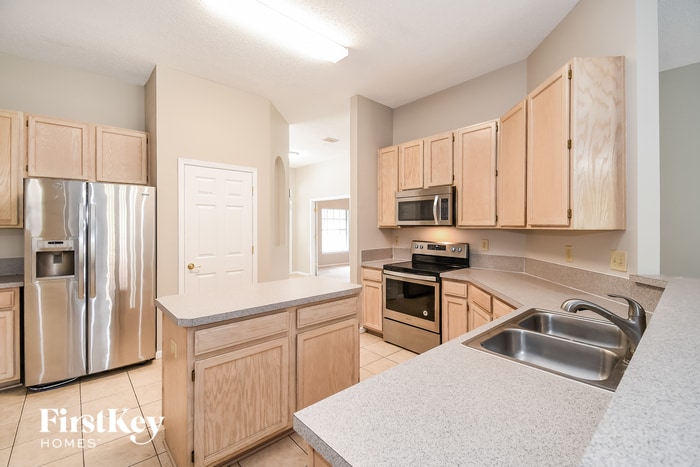 Building Photo - 561 Sparrow Branch Cir