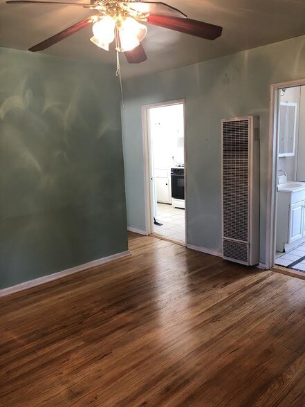 Living room empty - 2706 Kansas Ave